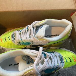 Air max 90 never worn